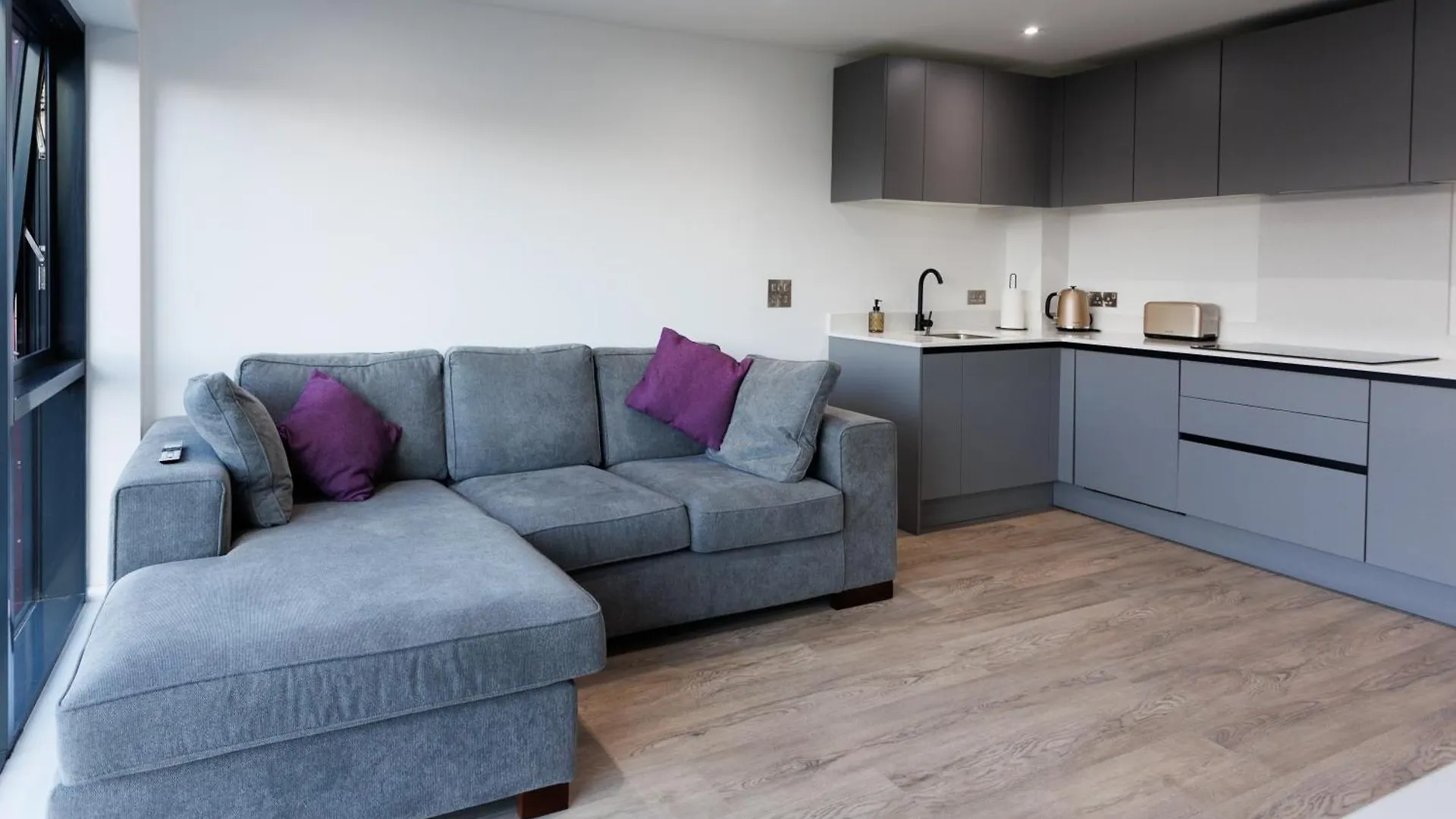 Charming 2Br Apt In The Heart Of Belfast City Apartment