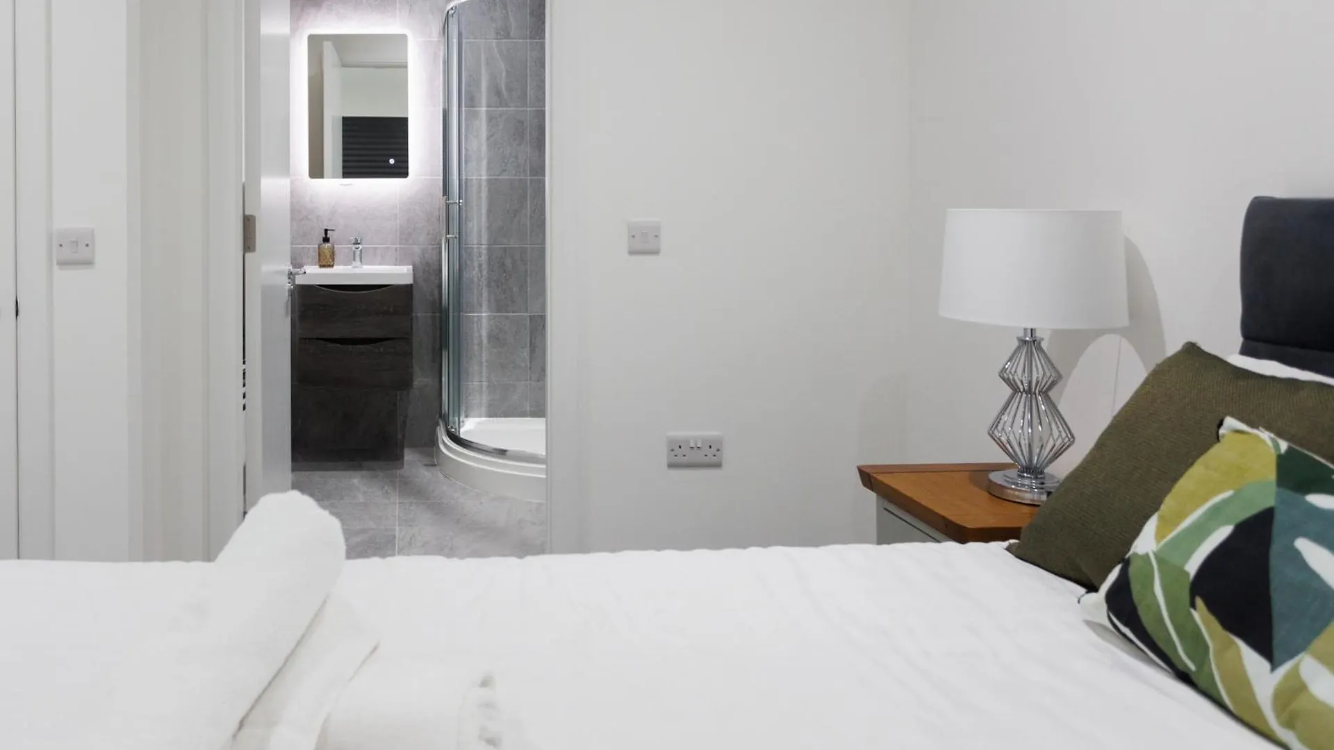 Apartment Charming 2Br Apt In The Heart Of Belfast City